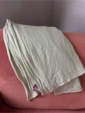 Calypso St. Barth Light Sage Green Cozy 100% Cashmere Wrap